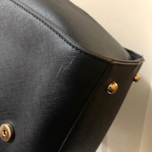 Pre-owned Versace bag - Picture 10 of 11